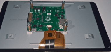 Set up Raspberry Pi Touch Display: Connection & Rotation