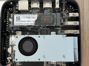 NiPoGi AK1 Plus Review: One Model Name, Three Different Mini PCs